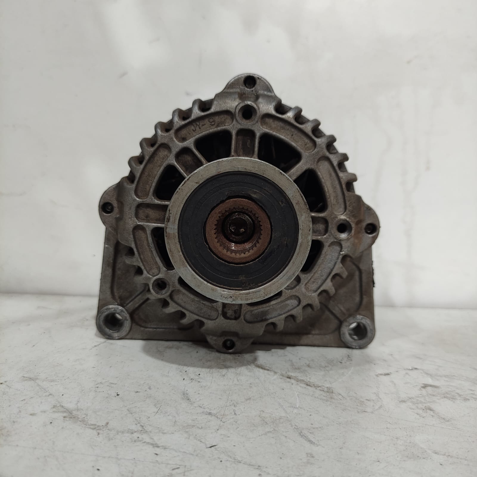 Chevrolet Tracker ----